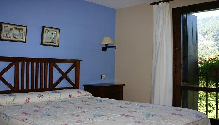 Vina Olivan Szálloda